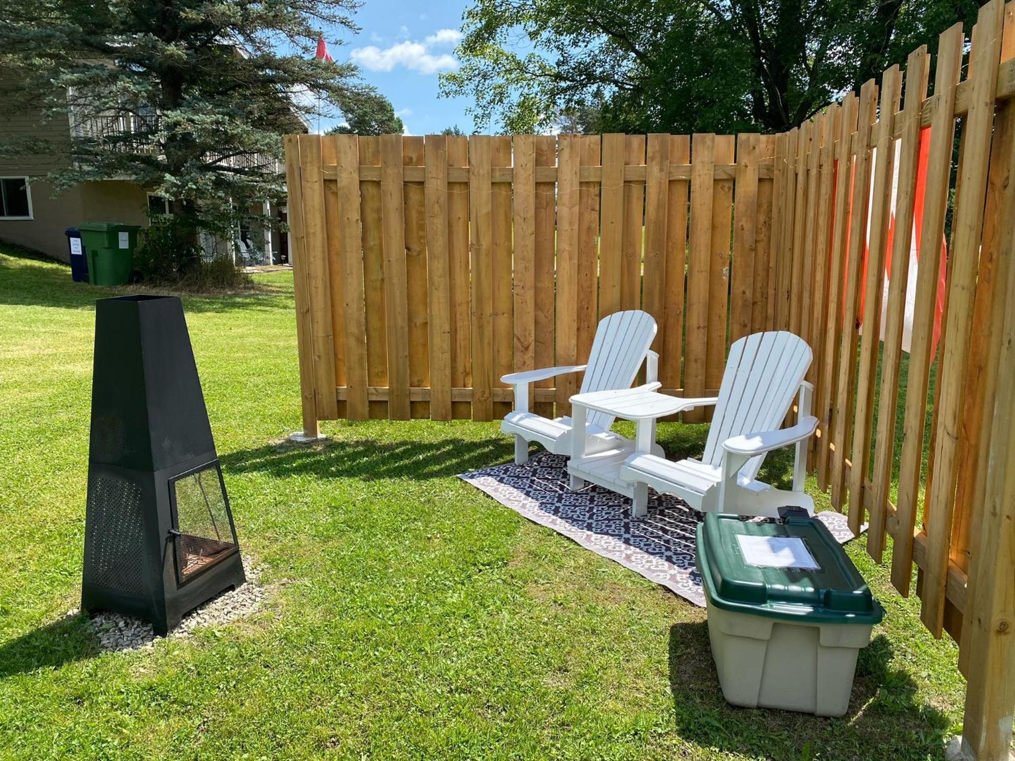Our Place Up North Bnb Huntsville Esterno foto