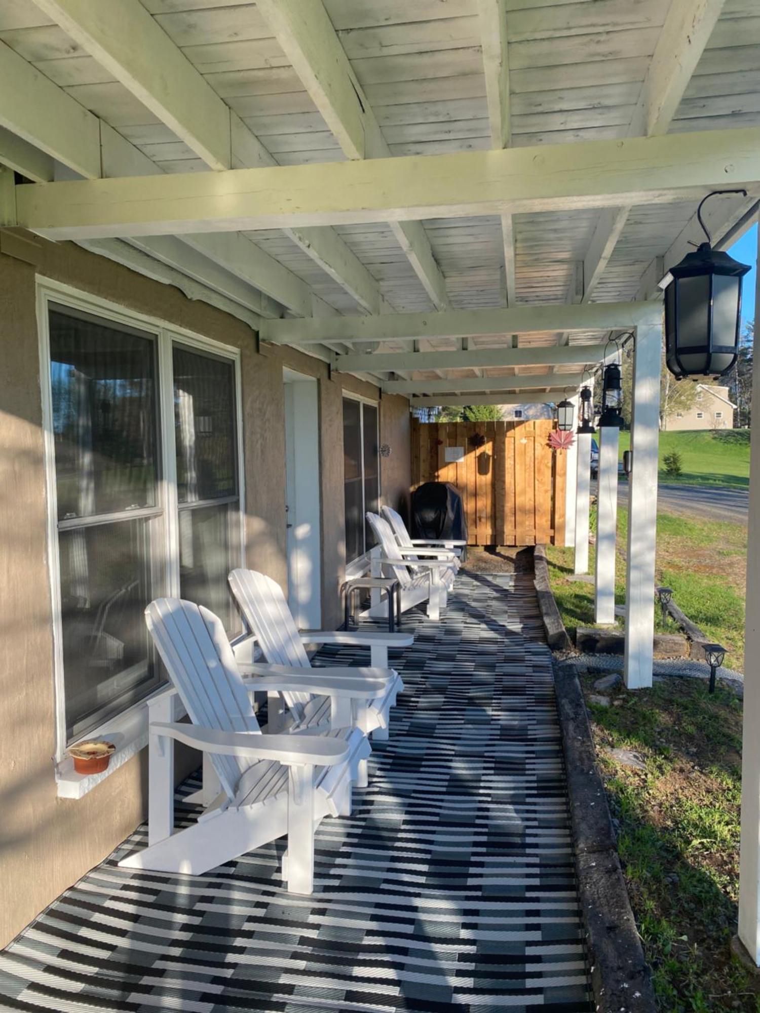 Our Place Up North Bnb Huntsville Esterno foto